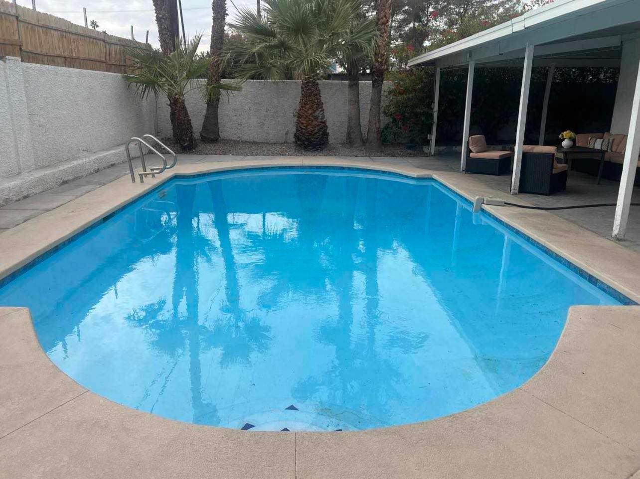 Ferienhaus Spacious 5-bedroom Retreat With Pool Minutes From The Vegas Strip *